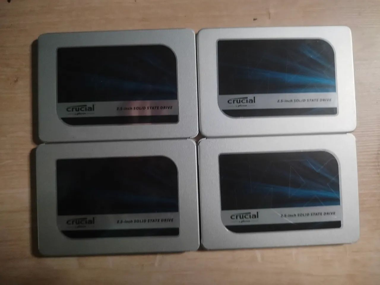 4 SSDs Crucial 2.5 polegadas - Foto 2