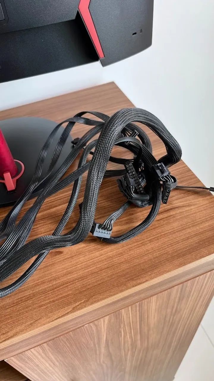 Fonte Corsair 550W 80 plus bronze - Foto 3
