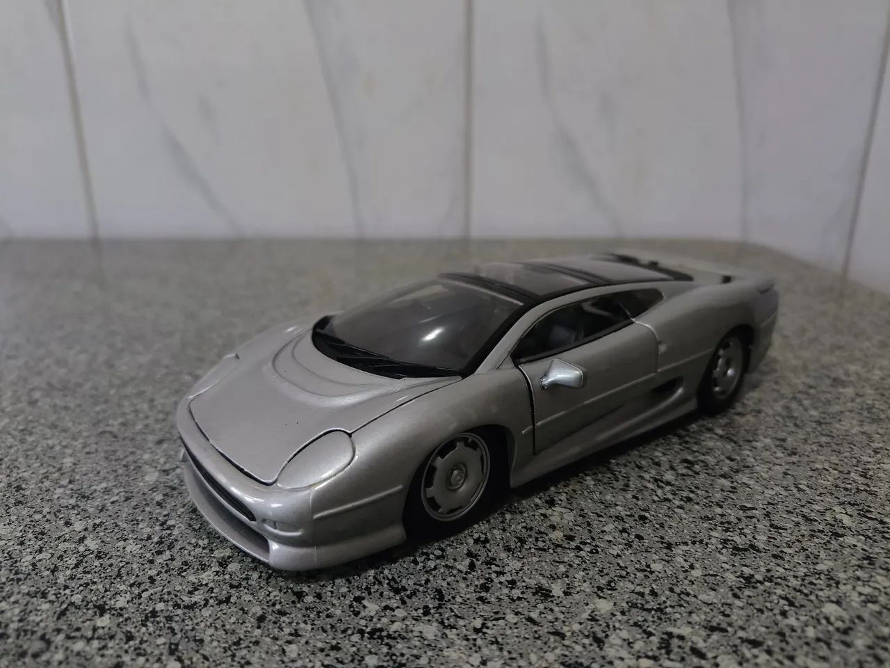 Coleção de miniaturas 1/24 Diecast e Plastimodelismo  - Foto 5