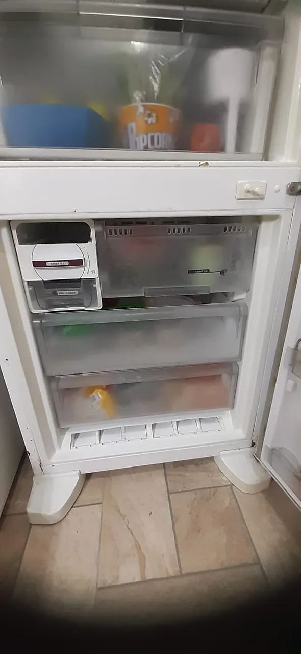 GELADEIRA BRASTEMP INVERSE 420 LTS - LEIA COM ATENÇÃO - Foto 4