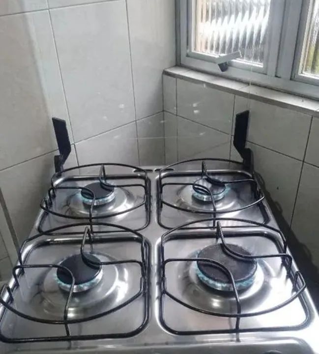 Fogão Brastemp 4 Bocas com Forno - Semi-Novo elétrico  - Foto 3