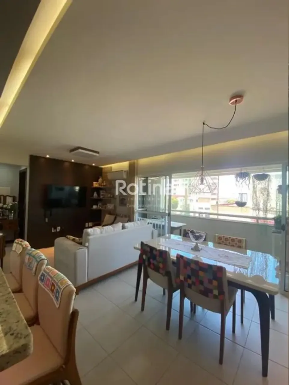 Apartamento para alugar, 3 quartos, Santa Mônica - Uberlândia/MG - Rotina Imobiliária