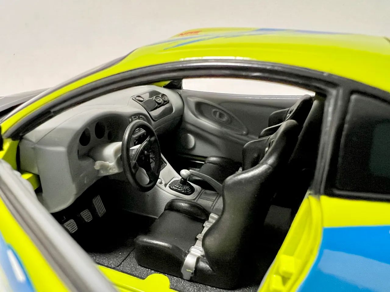 Mitsubishi Eclipse Fast & Furious Racing Champions Escala 1:18