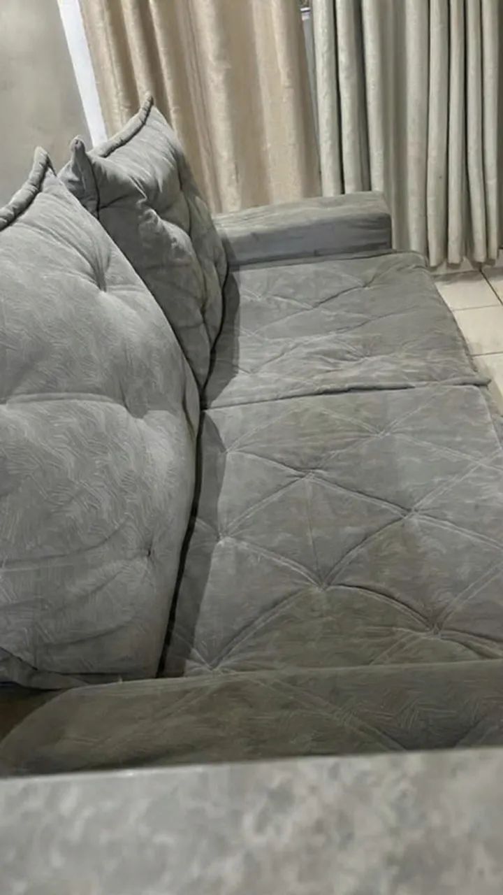 Selling a sofa64618163272322120