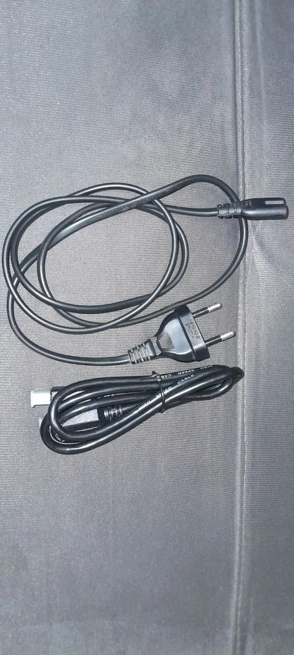 PS4 Fat 500GB Usado - Ótimo Estado + 4 Jogos (Sem Controle) - Foto 3