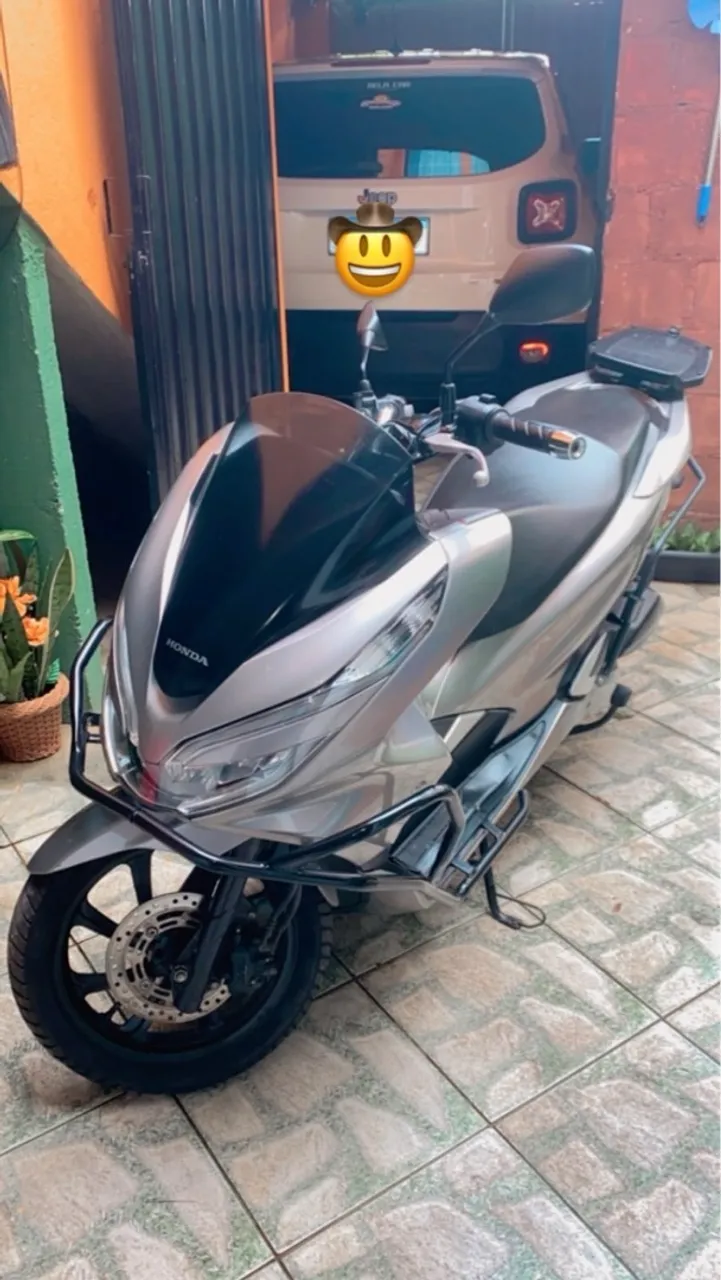 HONDA PCX 19/19 Linda com acessórios R$ 15.500