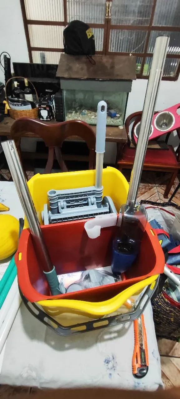 Balde Bralimpia Kit de limpeza com balde e acessórios