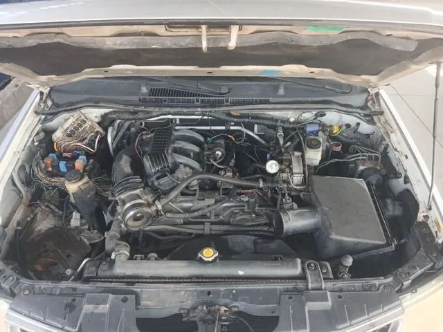 Nissan Pathfinder LE 4.0 V6 24V 266cv AUT 2006 - Foto 2