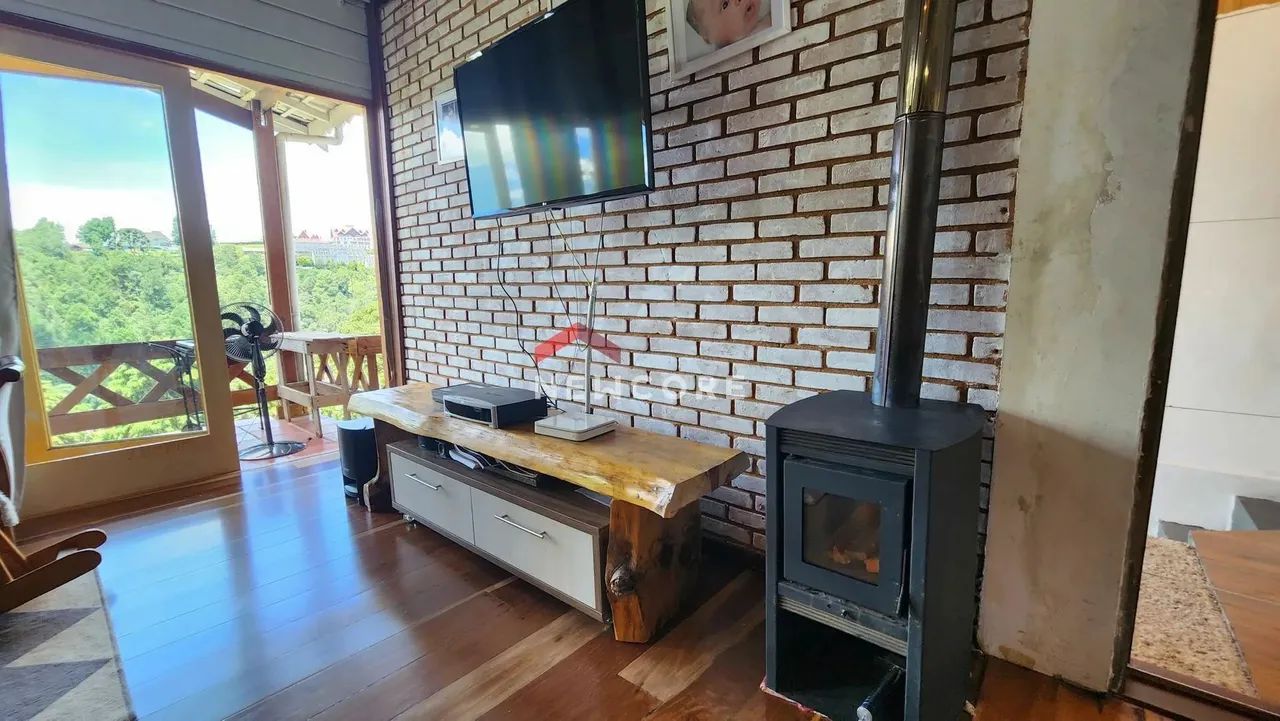 Casa em Baby G - Alto do Capivari - Campos do Jordão/SP - Foto 2