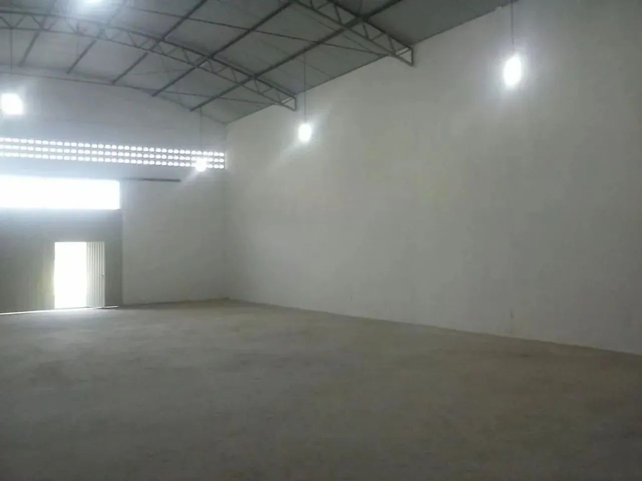 Galpão com renda à venda, com 360 m² próximo da portaria da mina de Carajás! - Foto 3