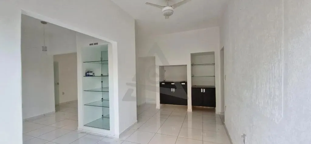 Sala para alugar em Campinas, Taquaral, com 70 m²