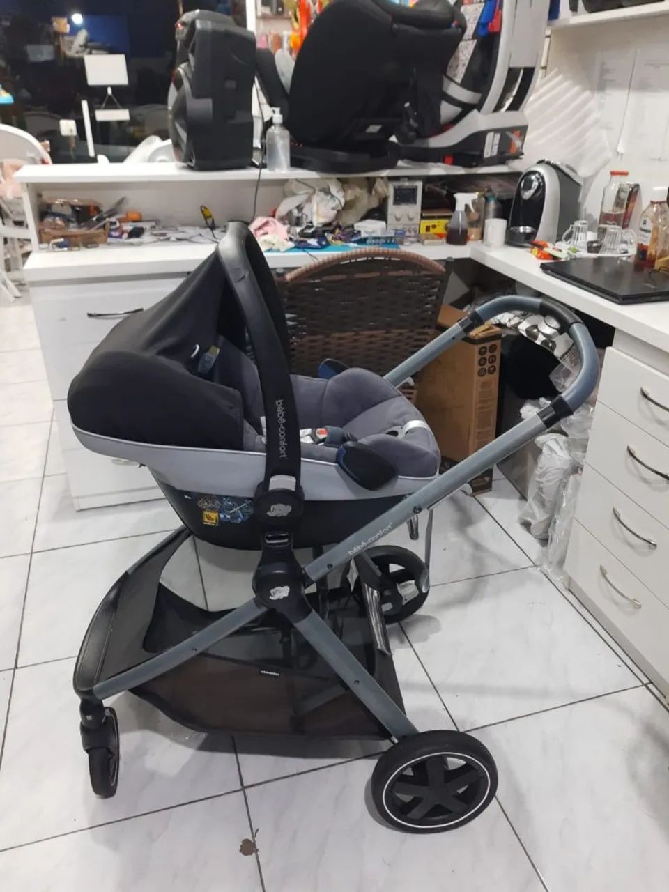 Carrinho de Bebê - usado  em excelente estado de conservação  - Foto 6