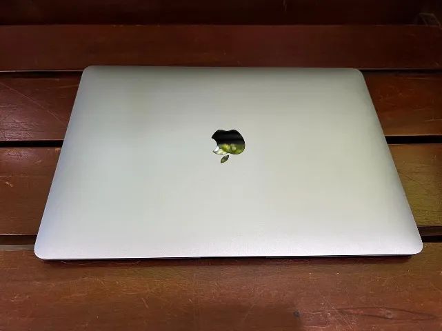 MacBook Air 2020 M1 - 8Gb - 512Gb - SSD - monitor 13,3 pol