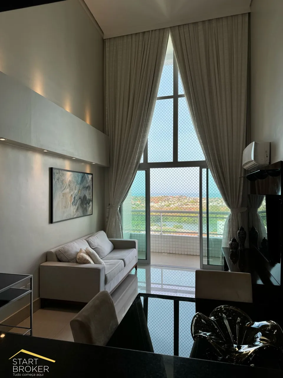 Apartamento com 3 Quartos e 4 banheiros à Venda, 100 m²