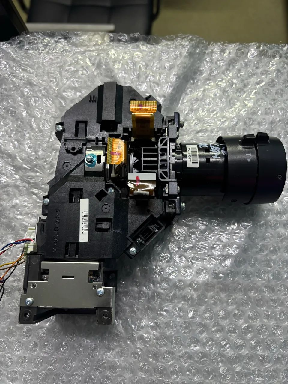 Projetor Epson X29 Bloco Óptico e bloco de prisma em perfeito estado  - Foto 3