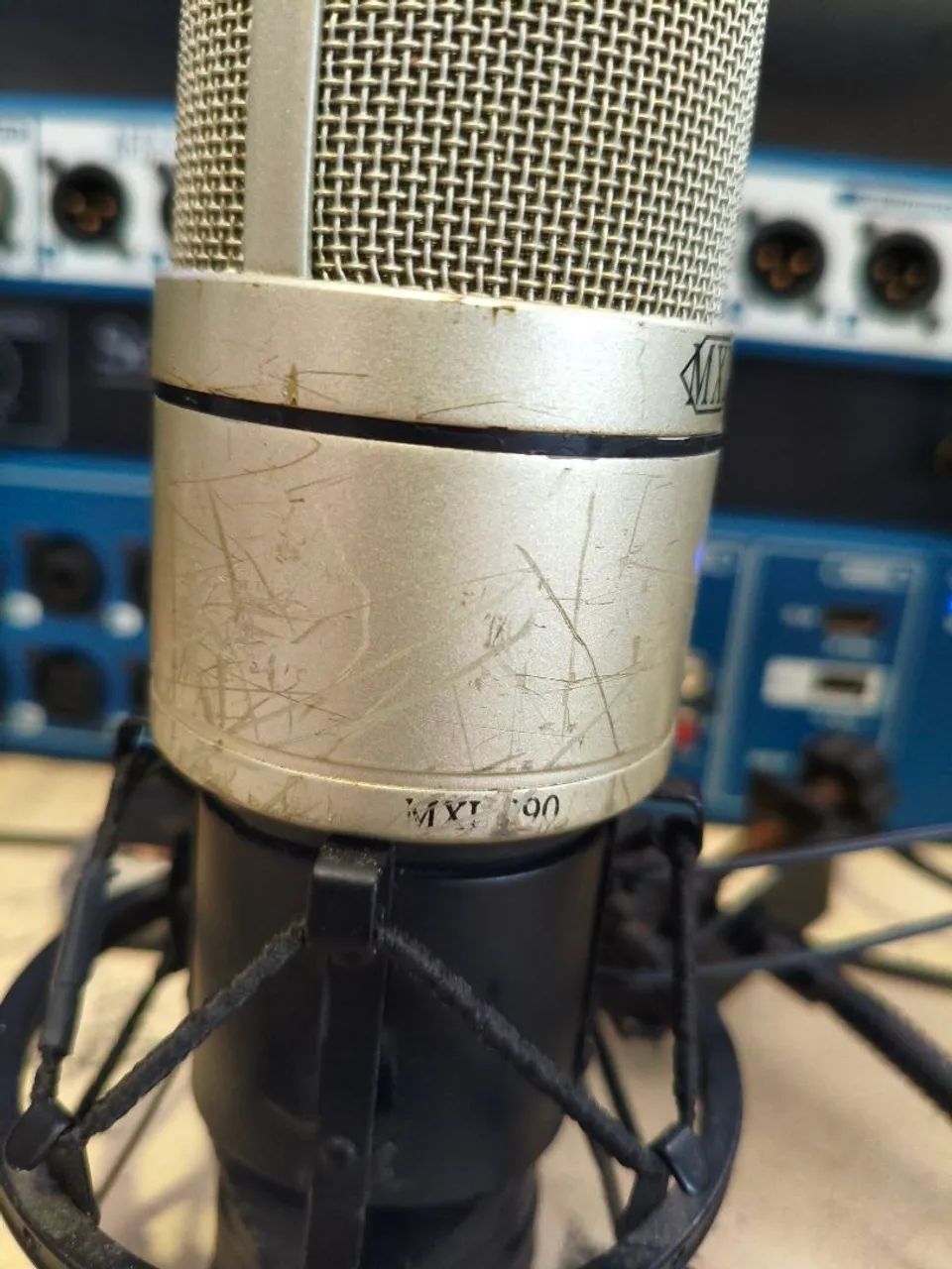 MXL Condenser Microphone - Professional Quality64312828108289122