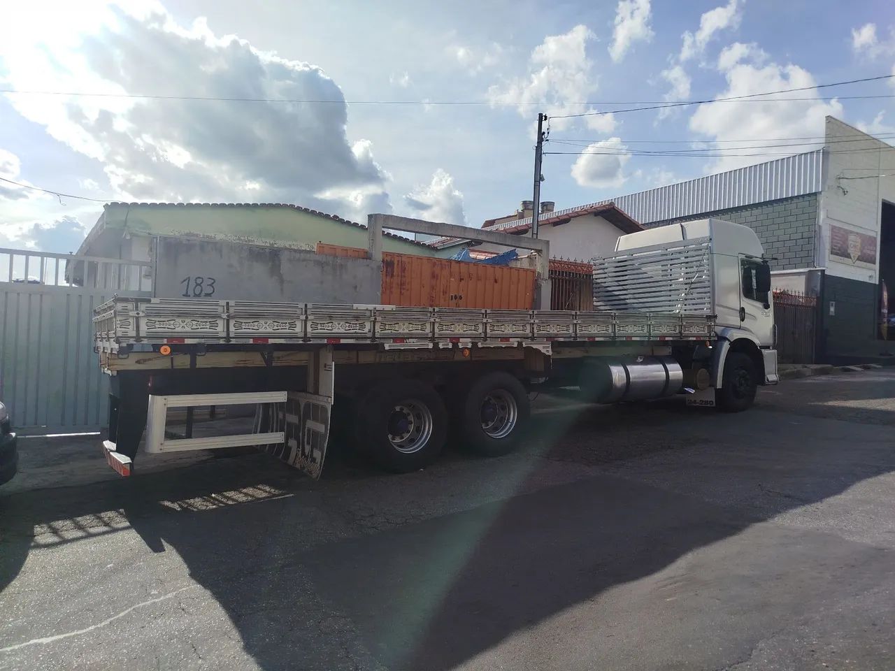 Carroceria madeira caminhão truck - Foto 6