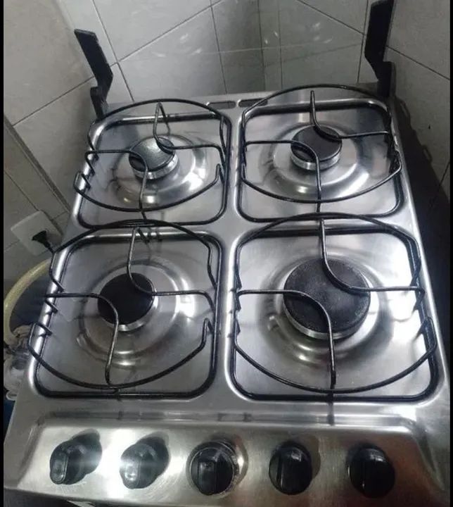 Fogão Brastemp 4 Bocas com Forno - Semi-Novo elétrico  - Foto 4