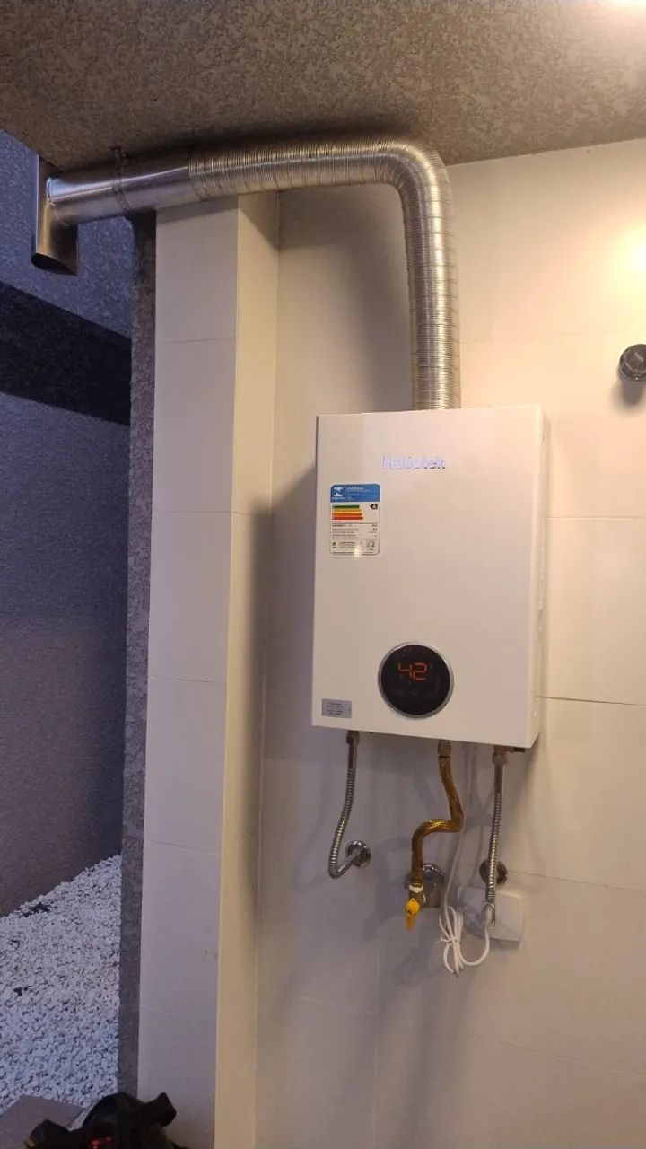 Técnica Especializada em Manutenção de Aquecedores a Gás - Thermorá Aquecimento