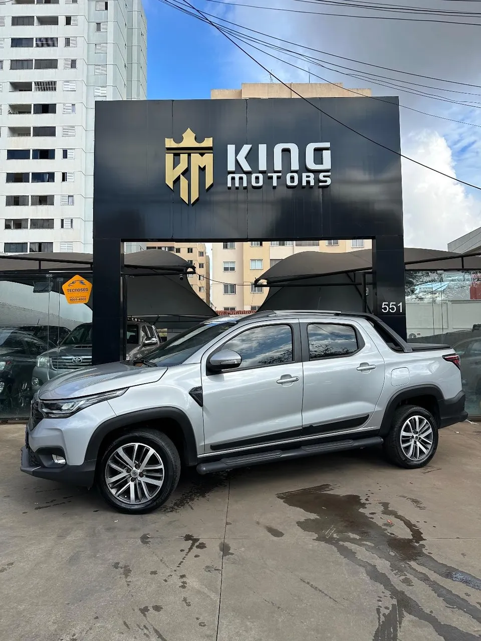 STRADA VOLCANO 1.3 FLEX 8V CD AUT. PRATA 2023/2023