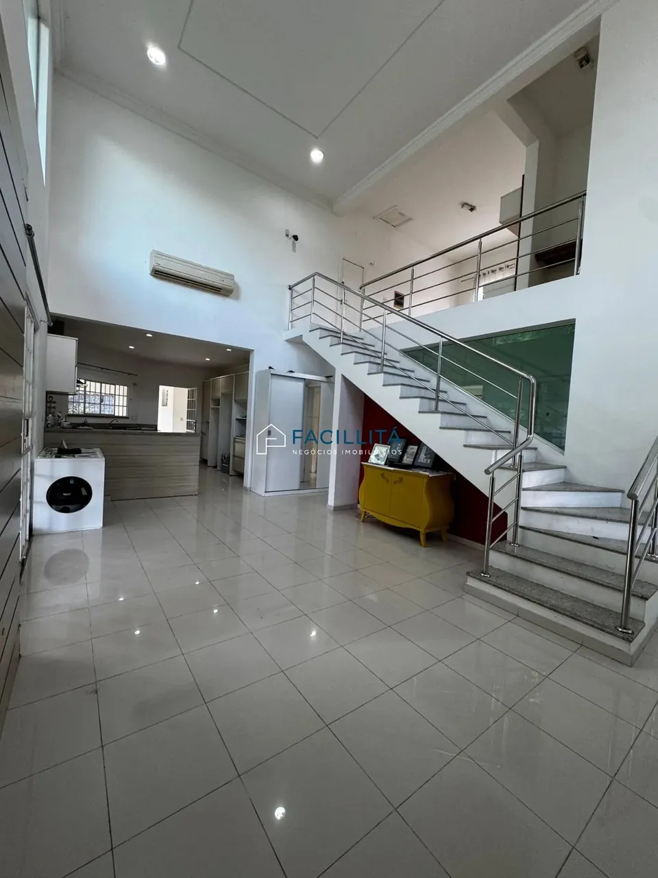 Casa Duplex à Venda no Conjunto acariquara com 1.035 m² no Coroado -Manaus/AM