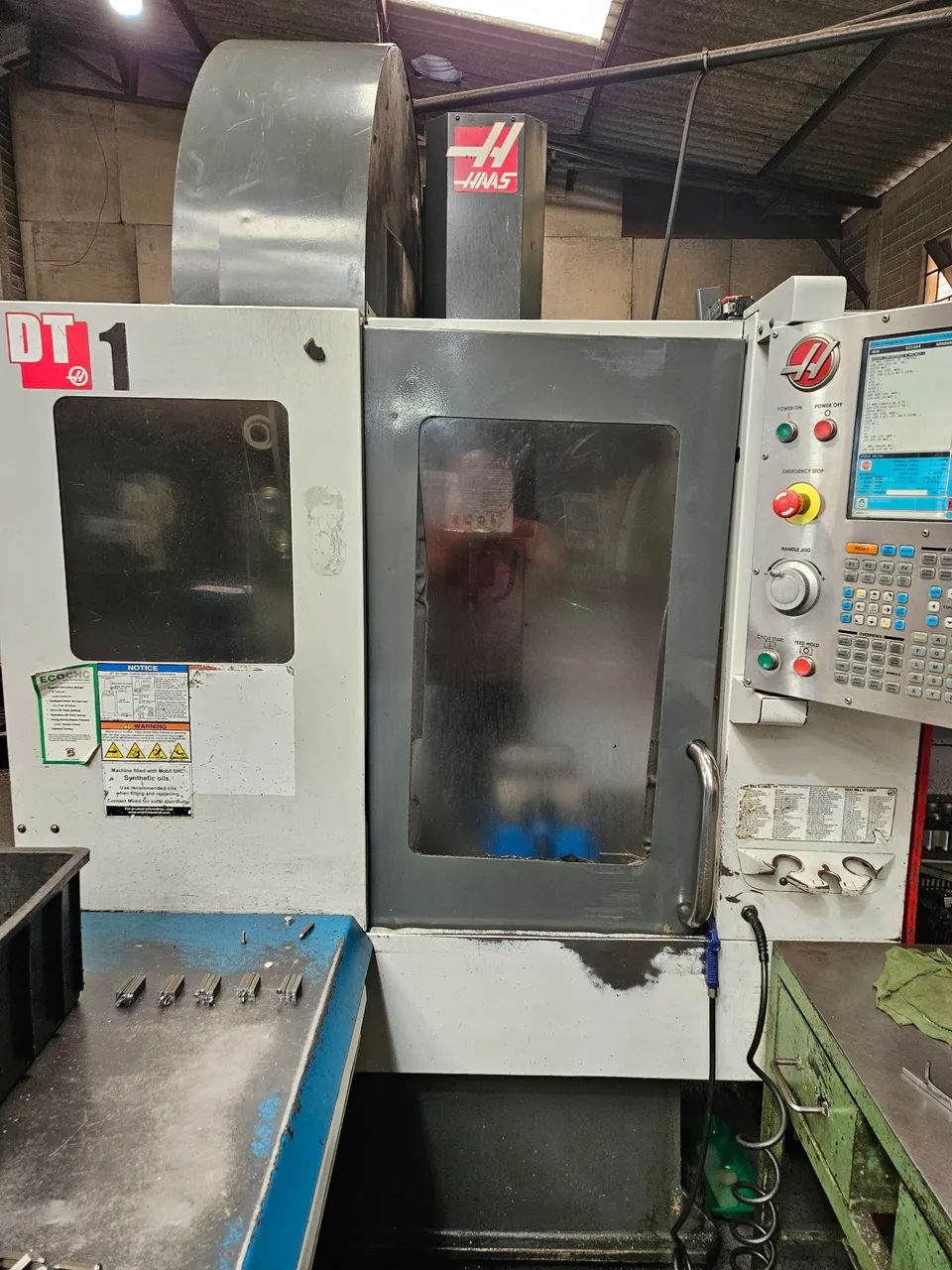 Centro de Usinagem CNC Haas DT-1 Ano 2011