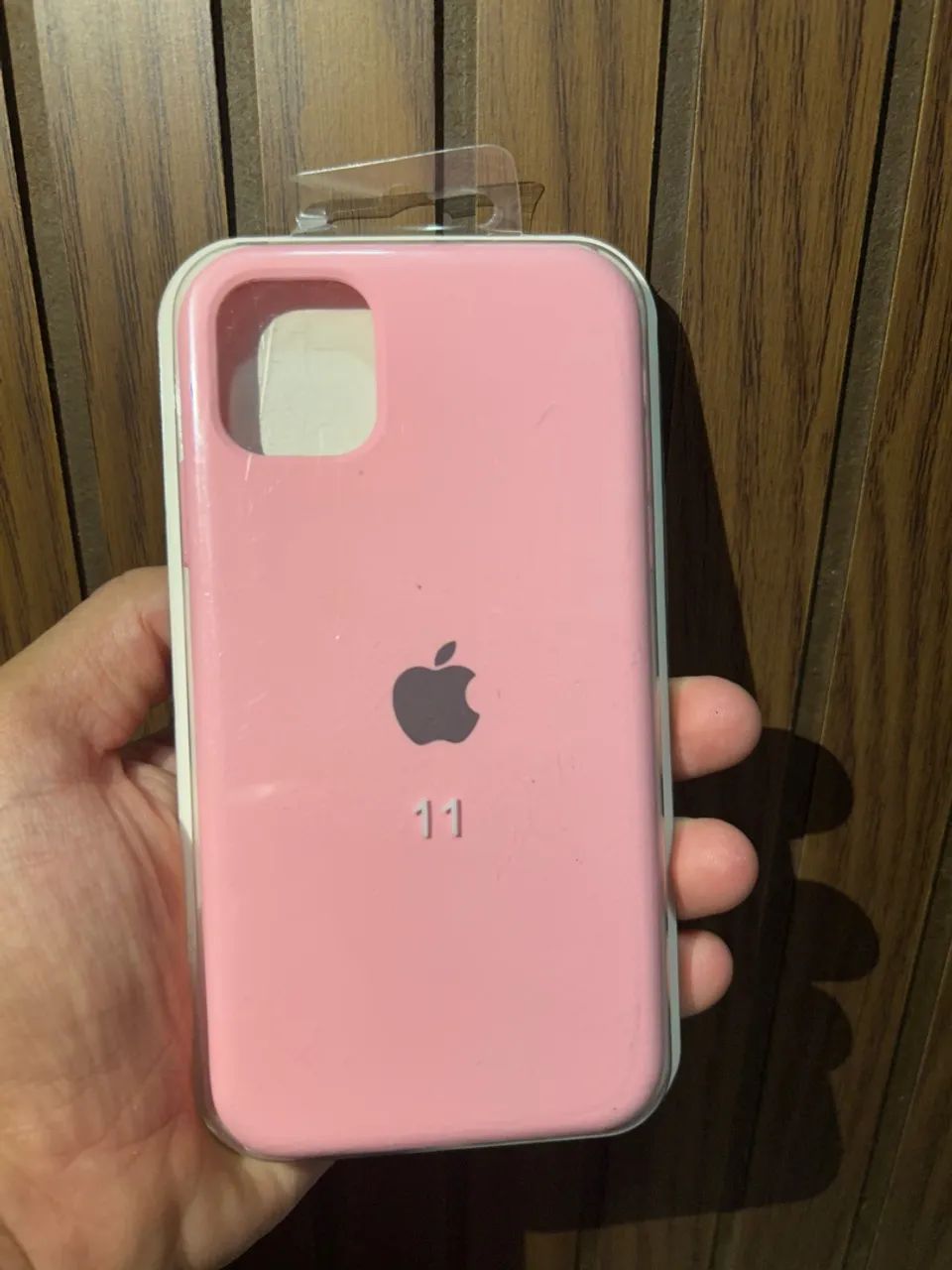 Capinha de Silicone para iPhone 11 - Vermelha - Foto 2