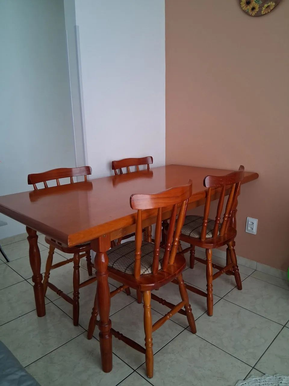 Mesa 4 cadeiras