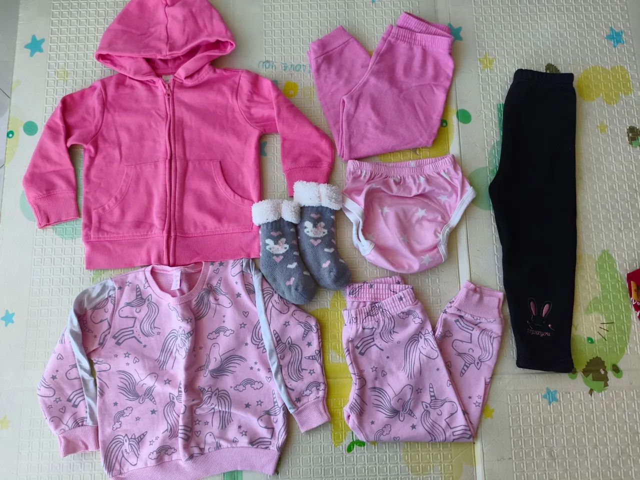 Lote de roupas menina 2/3 anos