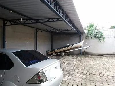 Prédio com 4 apartamentos + 1 ponto comercial (loja) - Foto 3