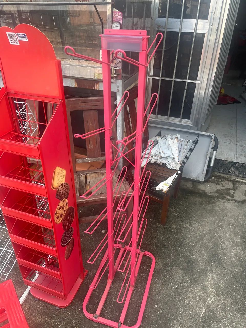 Gondolas e display de mercado  - Foto 3