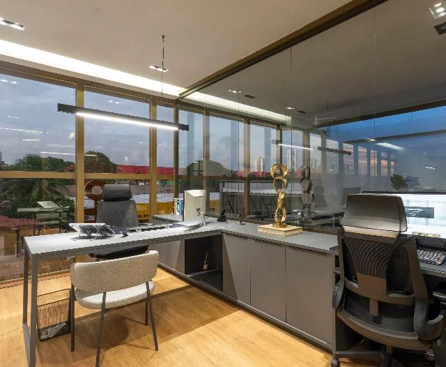 Sala Comercial Mobiliada - Aeroclube
