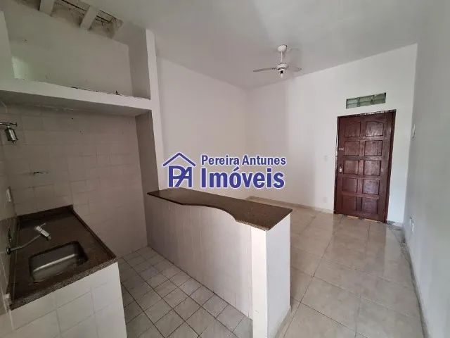 Apartamento com 1 Quarto para Alugar 