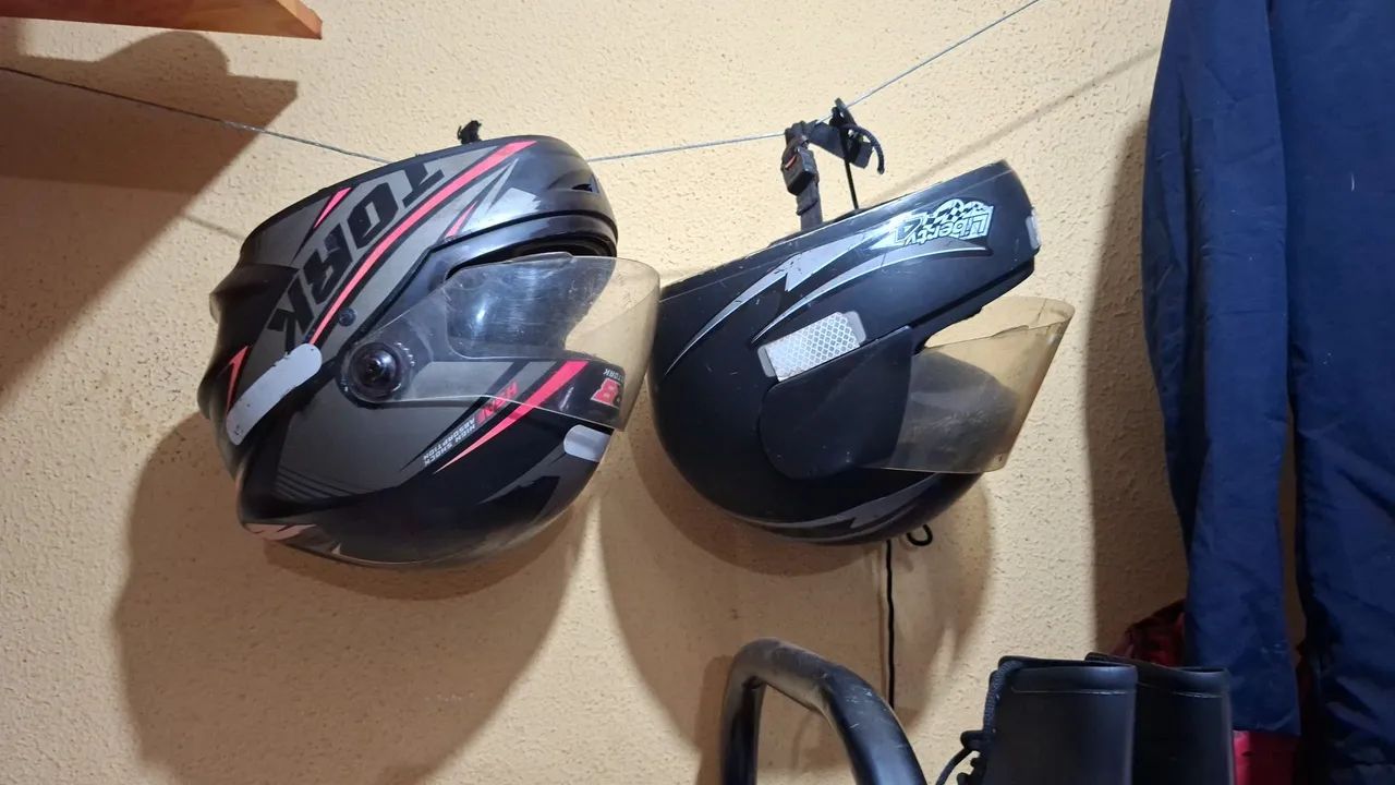 Vendo vários capacetes  - Foto 3