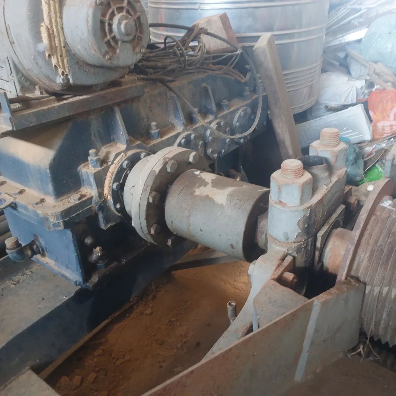 ENGENHO PARA MOER CANA .