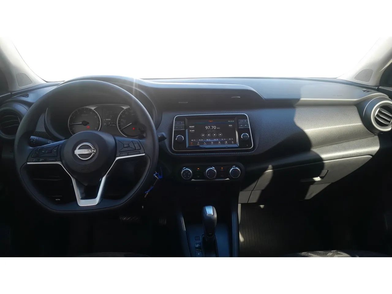 Nissan Kicks Sense 1.6 16V Flex Aut., foto 9 de 16