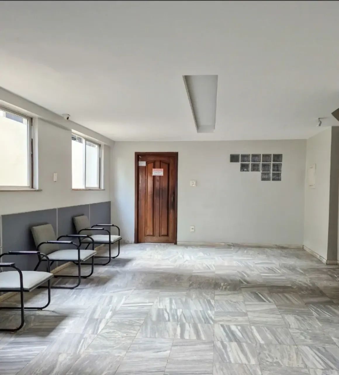 ALUGO SALA COMERCIAL MOBILIADO NO ED SAN RAPHAEL COM 30M² - Foto 5