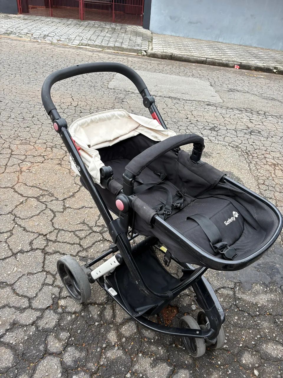 Carrinho bebê safety bebê conforto e base - Foto 2