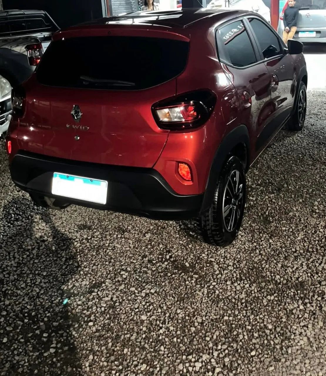 Renault Kwid Intense 1.0 Flex 12V 5P Mec. 2023 - Foto 2