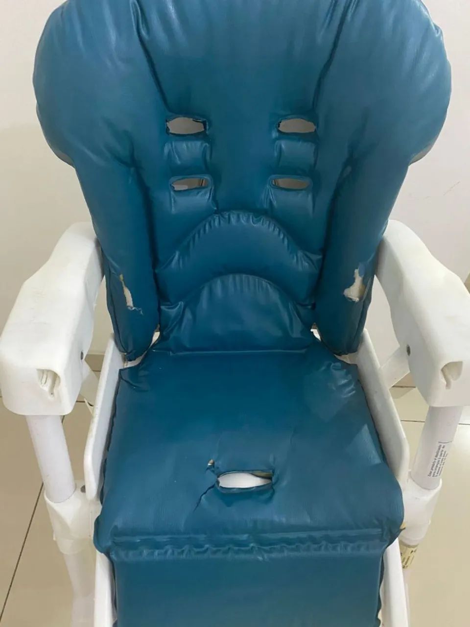 Vendo cadeira de alimentacao burigoto - Foto 3