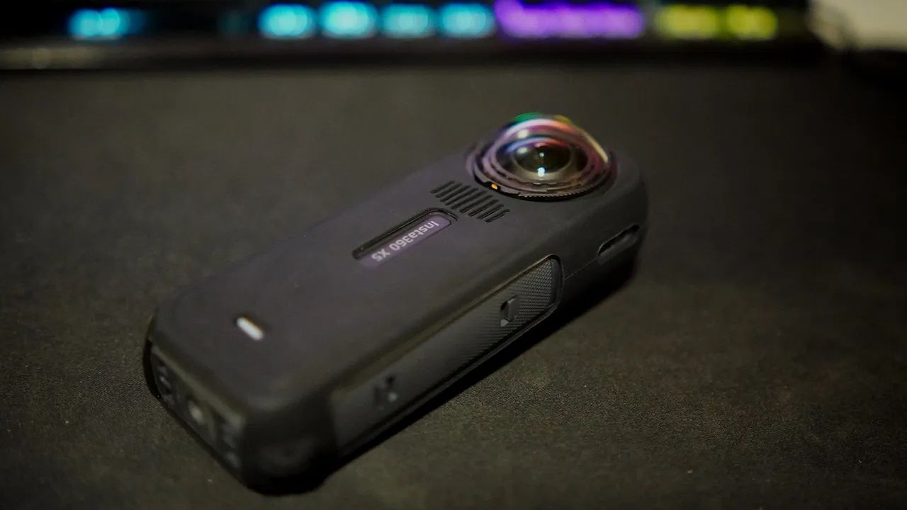 Insta360 X5 - Usada 3 vezes (estado de nova) com película e case - Foto 2