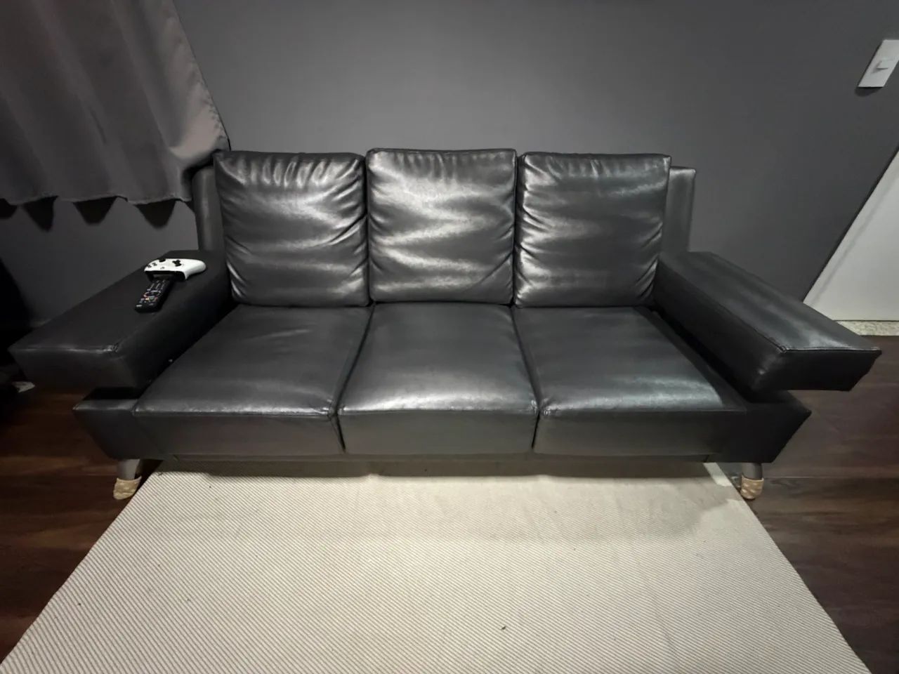 Sofá 3 lugares em perfeito estado