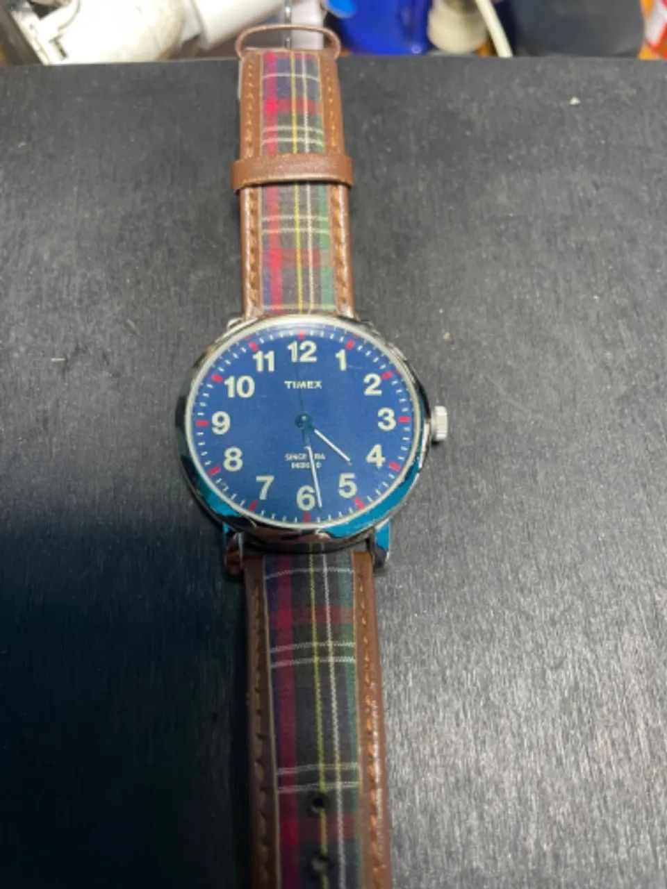 Relógio Timex fundo azul  - Foto 2