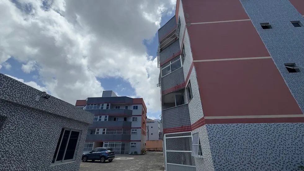 Apartamento mobiliado com 3 quartos para alugar no Icaraí, Caucaia. - Foto 2