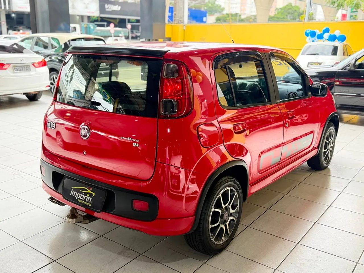 Fiat Uno Sporting 1.4 EVO Fire Flex 8V 4P 2012 - Foto 4