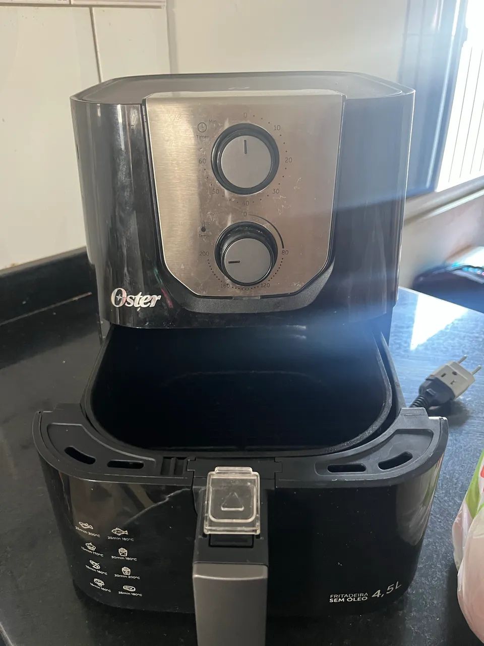 AirFryer Oster 4,6L - Foto 2