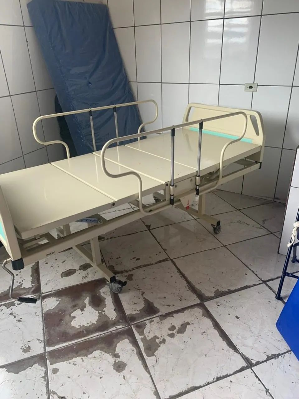 Cama Hospitalar Articulada - Foto 4