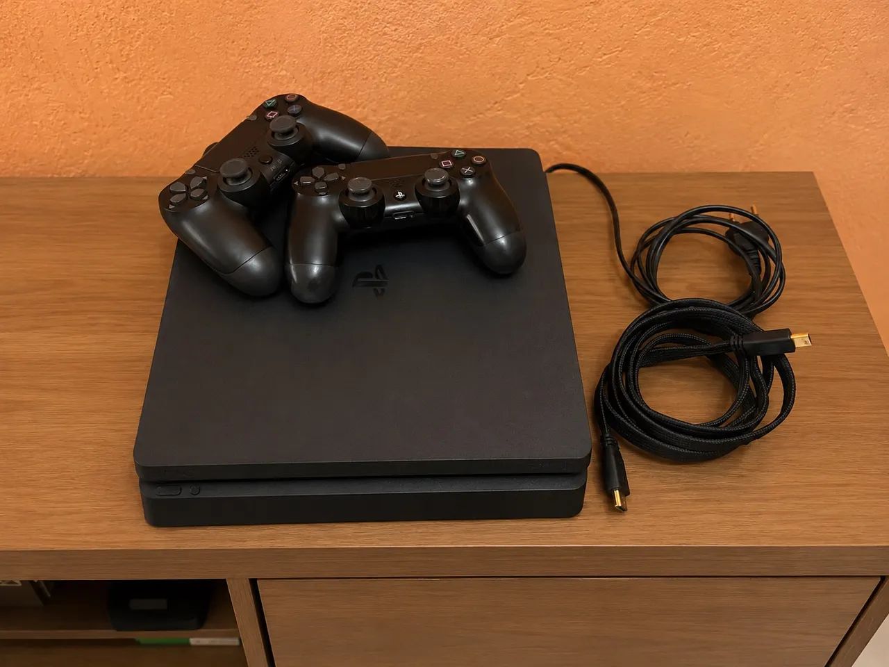 PS4 SLIM + 2 CONTROLES ORIGINAIS - Foto 2