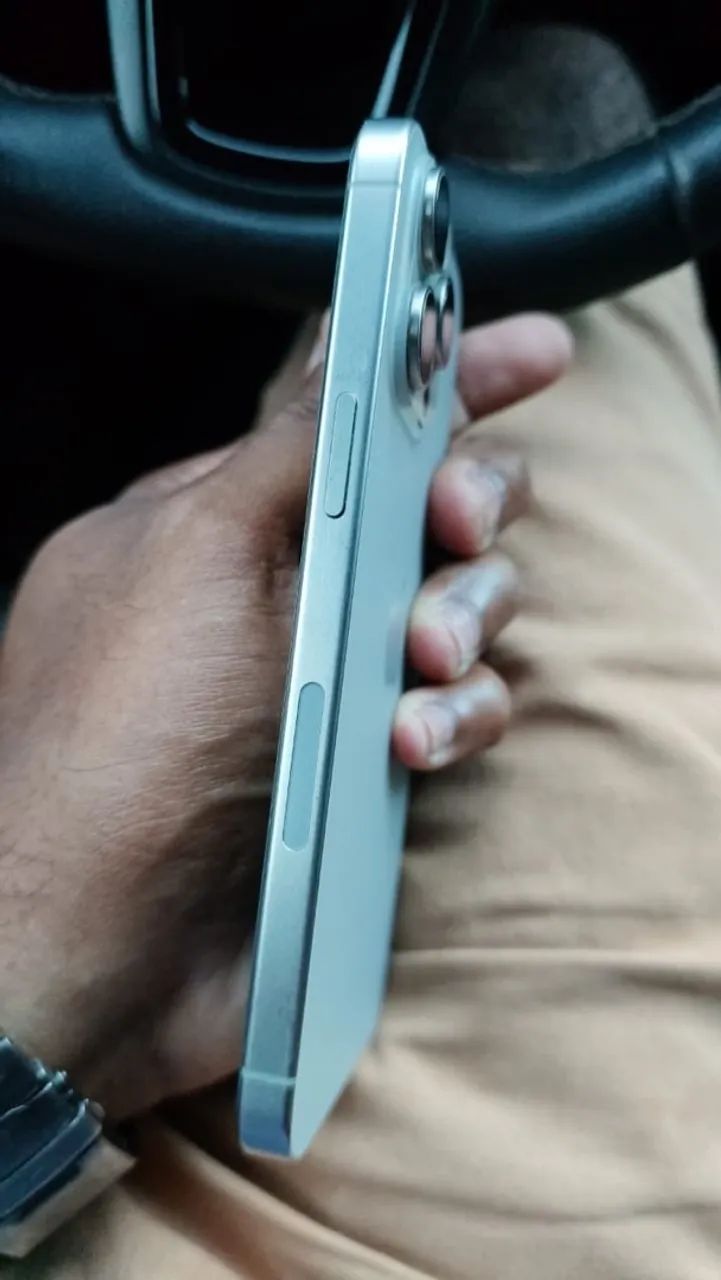 iPhone 15 pro max - Foto 4