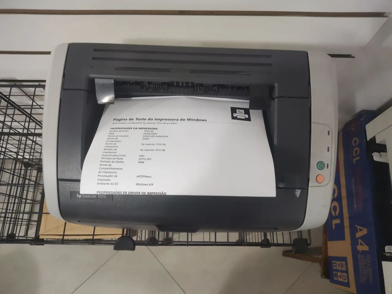 Impressora Hp LaserJet 1010 com toner novo - Foto 2